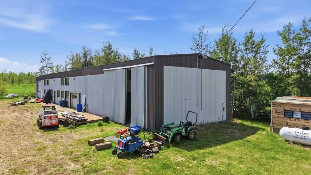 13047 Highway 53 Rimbey AB t0c2j0