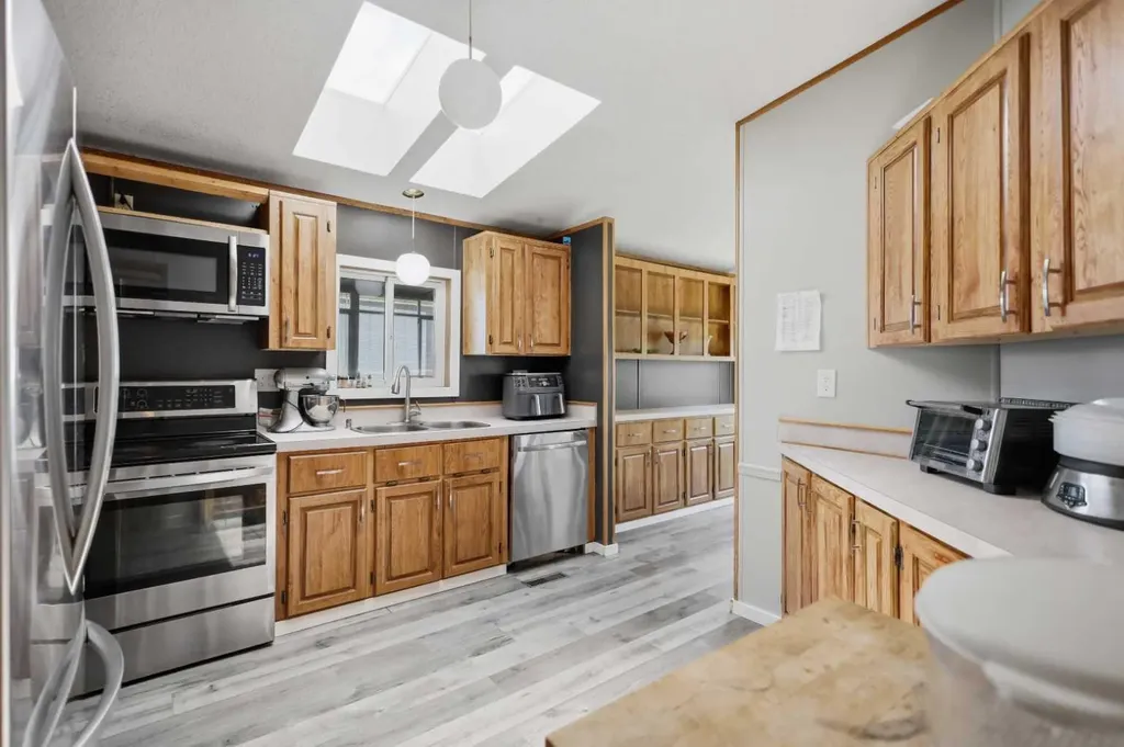 13047 Highway 53 Rimbey AB t0c2j0