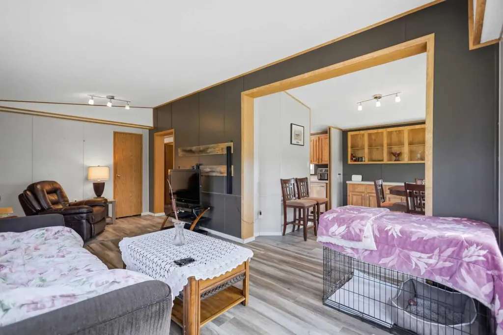 13047 Highway 53 Rimbey AB t0c2j0
