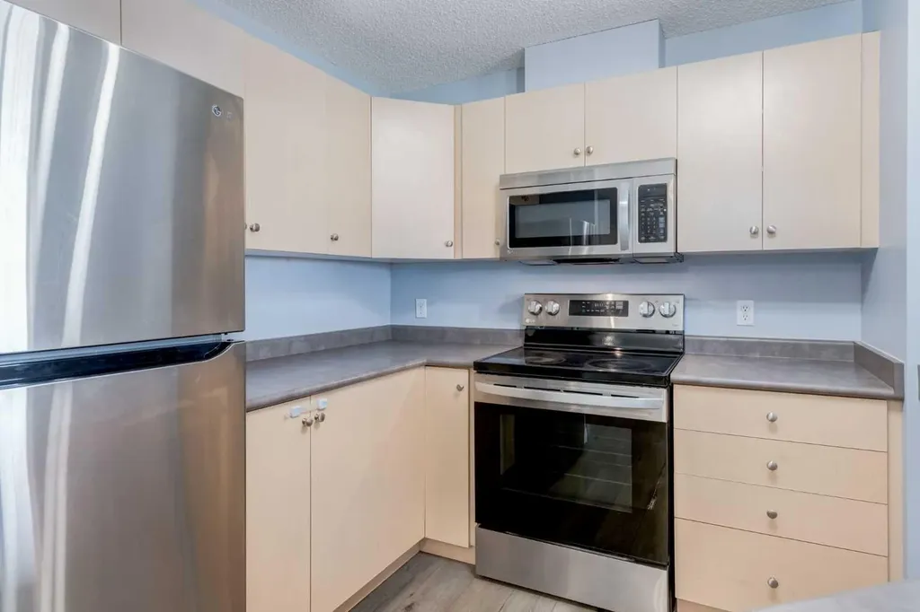 8810 Royal Birch Boulevard NW Calgary AB T3G 6A9
