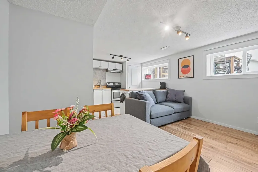 20A Beaver Dam Place NE Calgary AB T2K 4X3