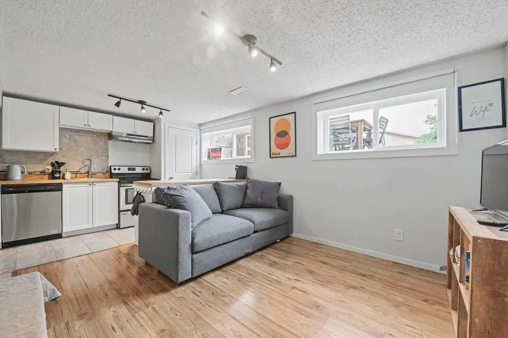 20A Beaver Dam Place NE Calgary AB T2K 4X3