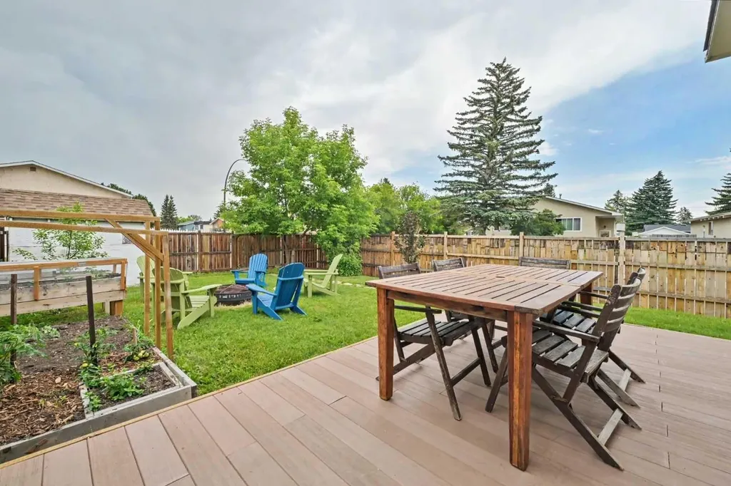 20A Beaver Dam Place NE Calgary AB T2K 4X3