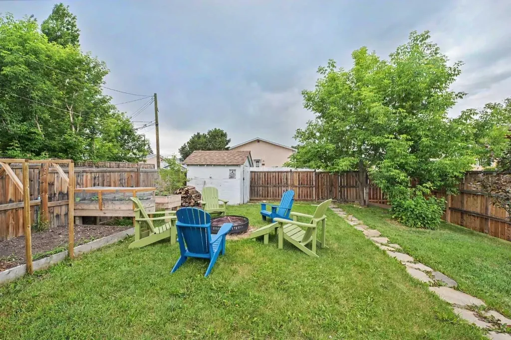 20A Beaver Dam Place NE Calgary AB T2K 4X3