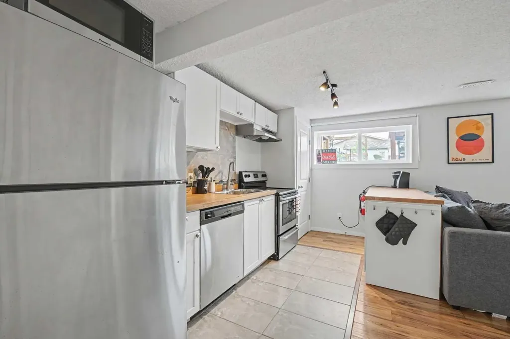 20A Beaver Dam Place NE Calgary AB T2K 4X3