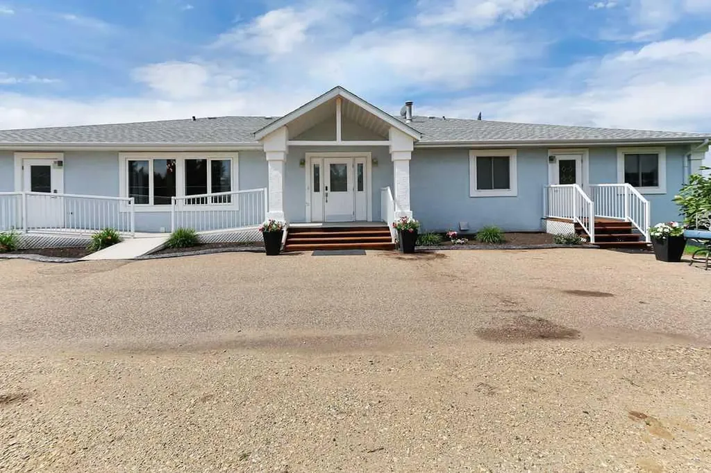 41207 Range Road 263 Rural Lacombe County AB T4L 2N4