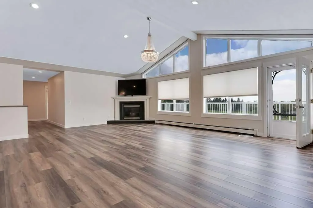 41207 Range Road 263 Rural Lacombe County AB T4L 2N4