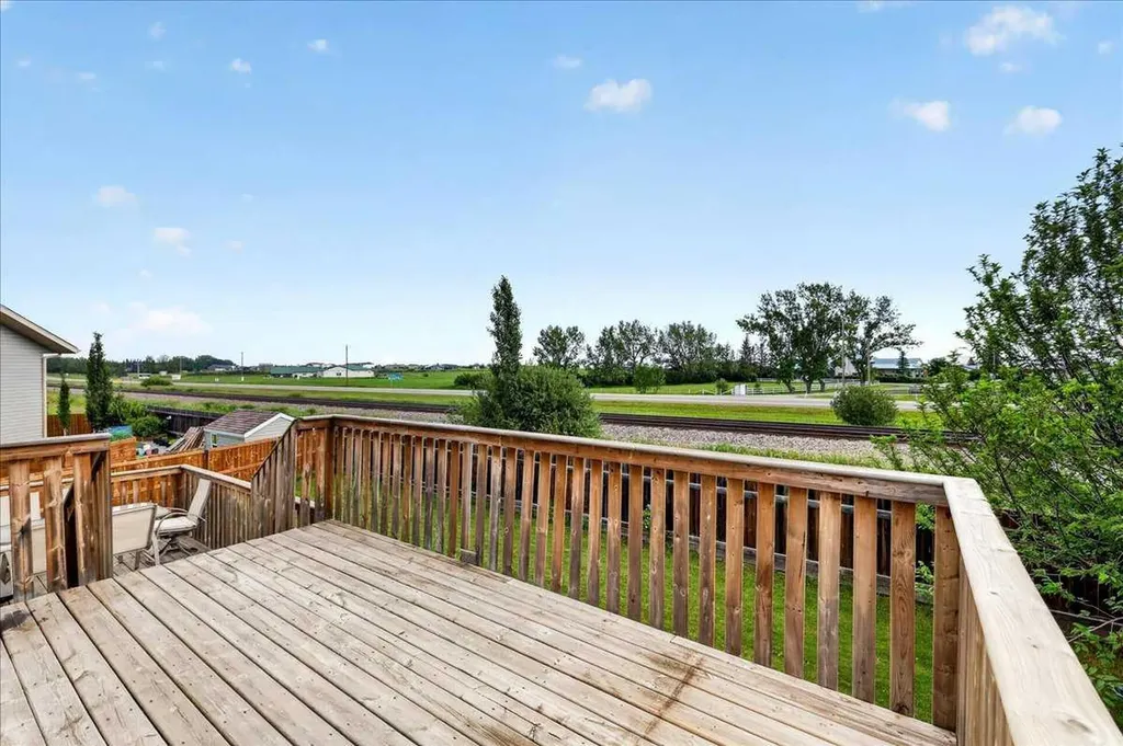 772 Carriage Lane Drive Carstairs AB T0M 0N0