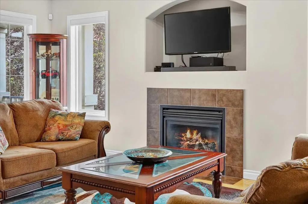 772 Carriage Lane Drive Carstairs AB T0M 0N0