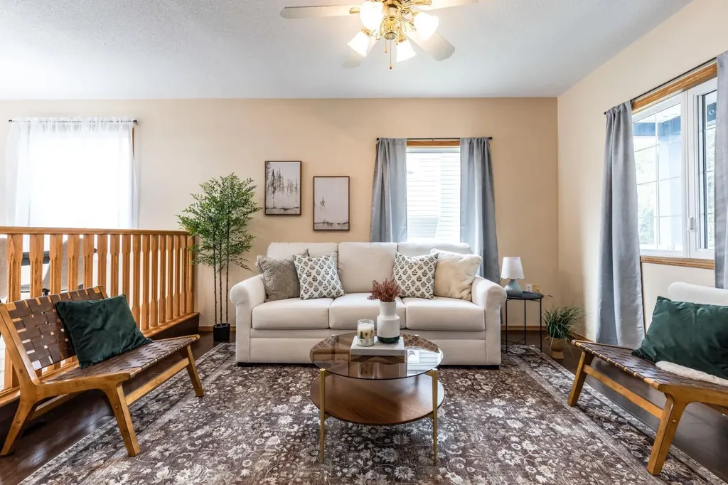 367 Woodman Avenue SE Medicine Hat AB T1A 8T6