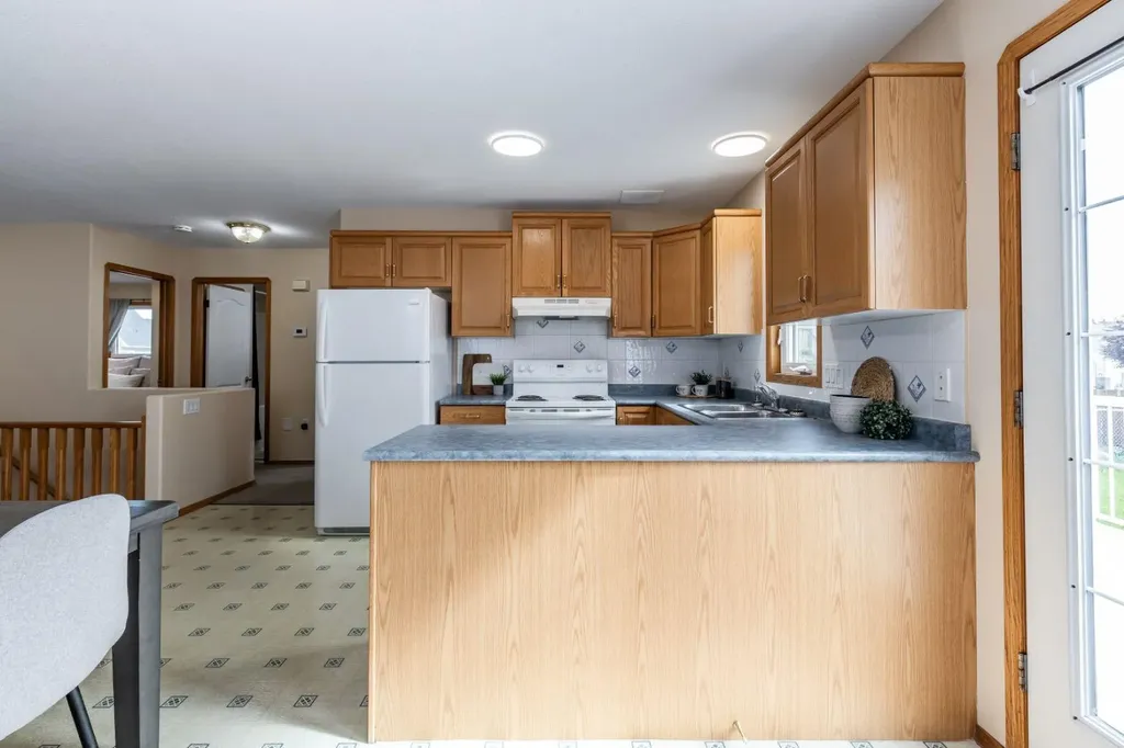 367 Woodman Avenue SE Medicine Hat AB T1A 8T6