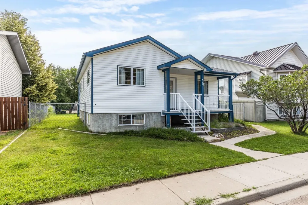 367 Woodman Avenue SE Medicine Hat AB T1A 8T6