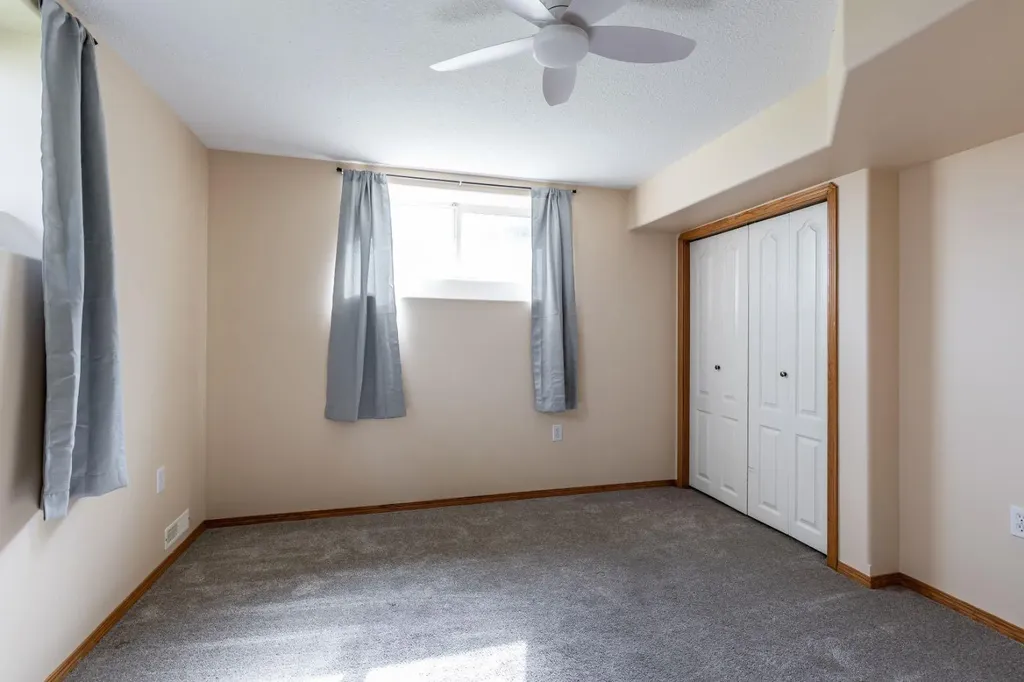 367 Woodman Avenue SE Medicine Hat AB T1A 8T6