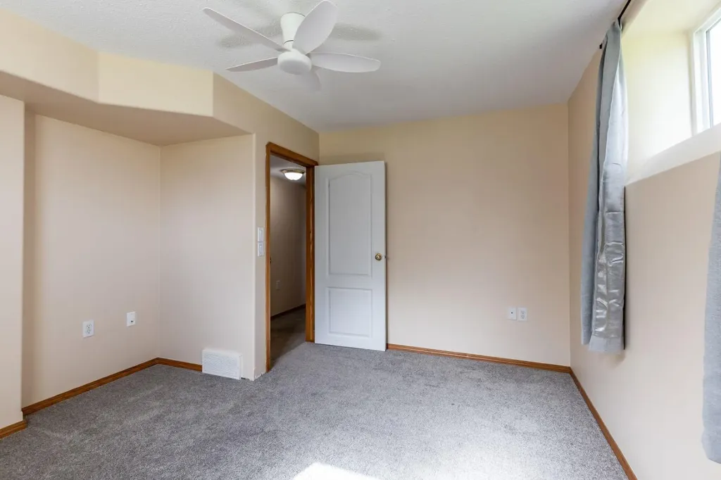367 Woodman Avenue SE Medicine Hat AB T1A 8T6