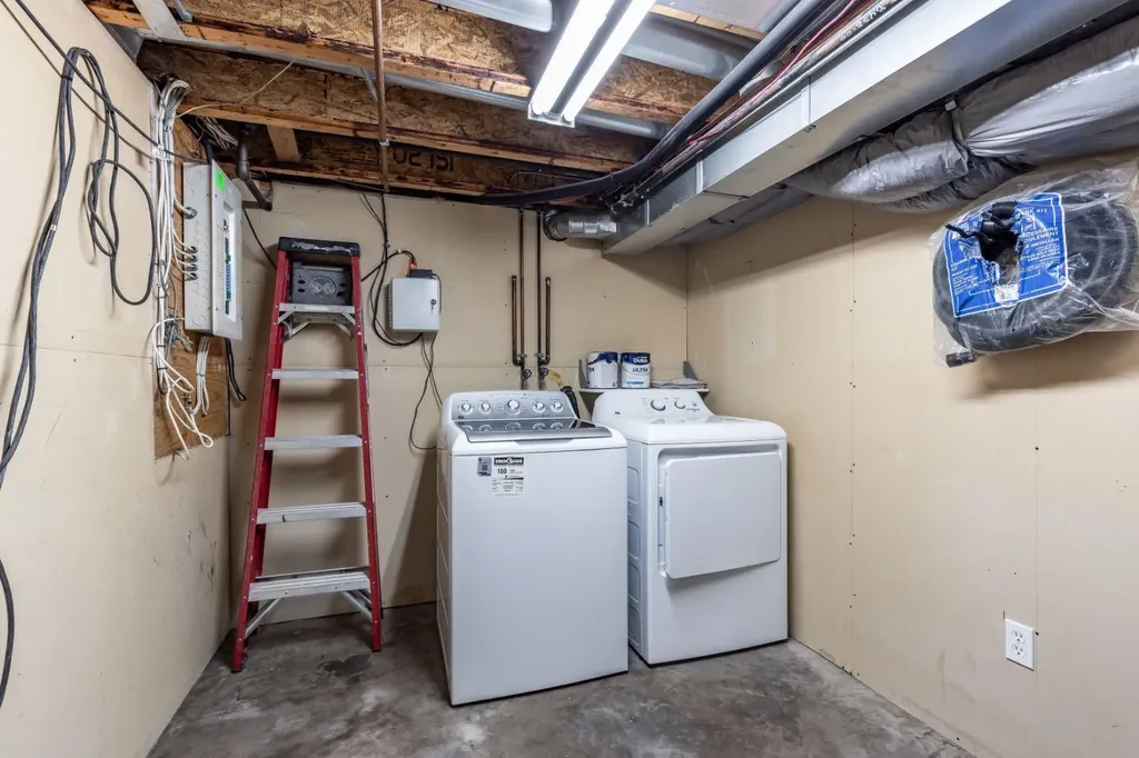 367 Woodman Avenue SE Medicine Hat AB T1A 8T6