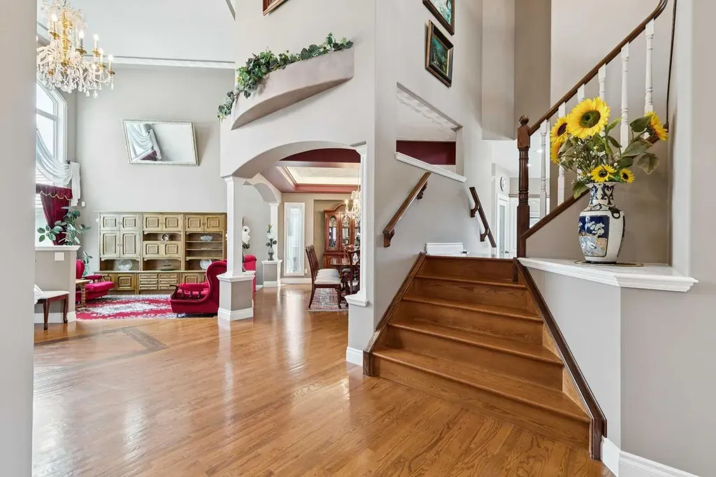 85 Mt Douglas Circle SE Calgary AB T2Z 3P3