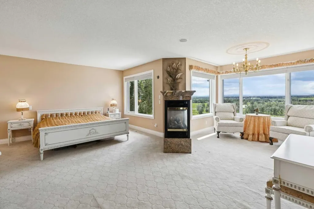 85 Mt Douglas Circle SE Calgary AB T2Z 3P3