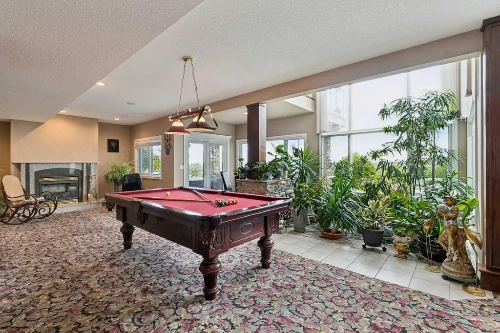 85 Mt Douglas Circle SE Calgary AB T2Z 3P3