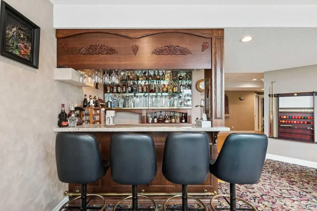 85 Mt Douglas Circle SE Calgary AB T2Z 3P3