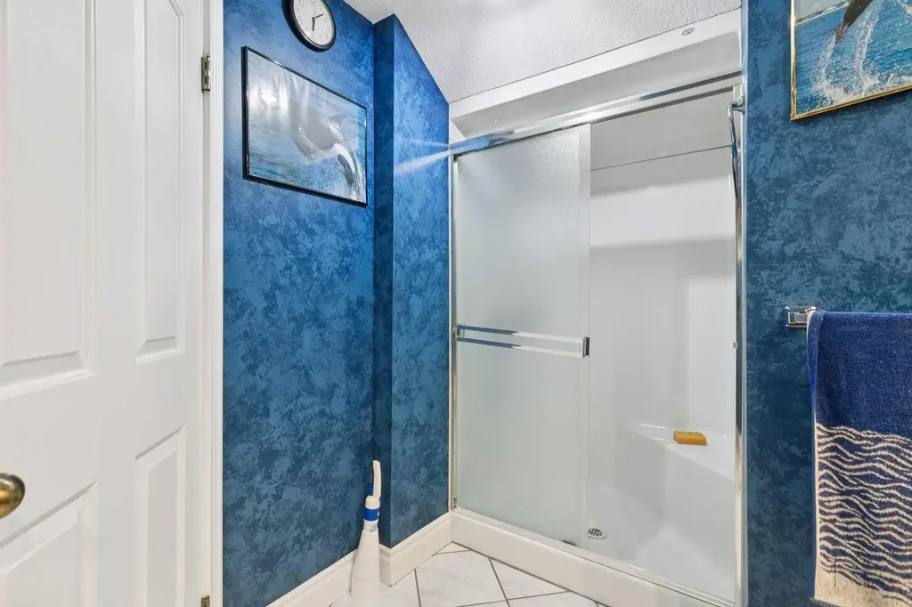 85 Mt Douglas Circle SE Calgary AB T2Z 3P3