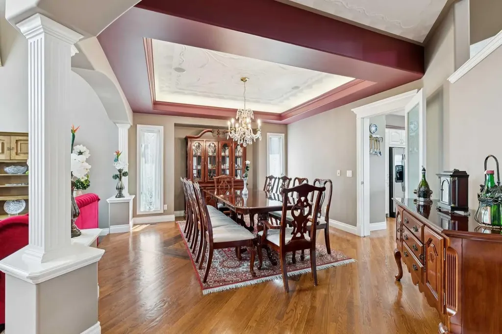 85 Mt Douglas Circle SE Calgary AB T2Z 3P3