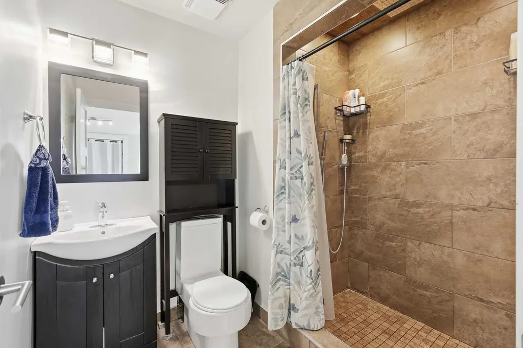443 Brae Glen Crescent SW Calgary AB T2W1b6