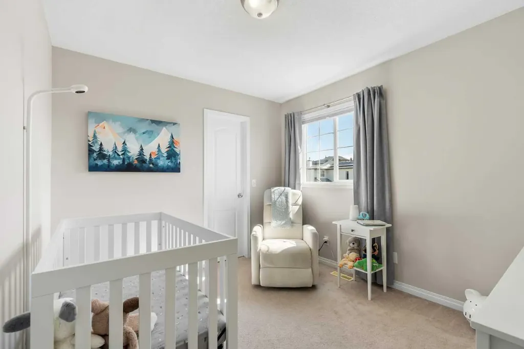 71 Royal Birch Manor NW Calgary AB T3G5J8