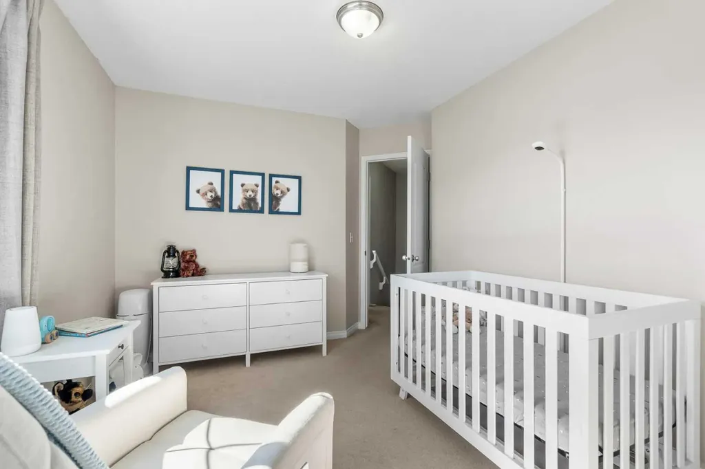 71 Royal Birch Manor NW Calgary AB T3G5J8