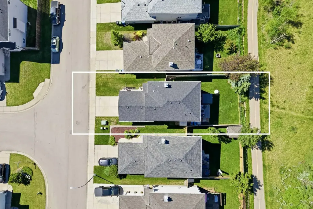 71 Royal Birch Manor NW Calgary AB T3G5J8
