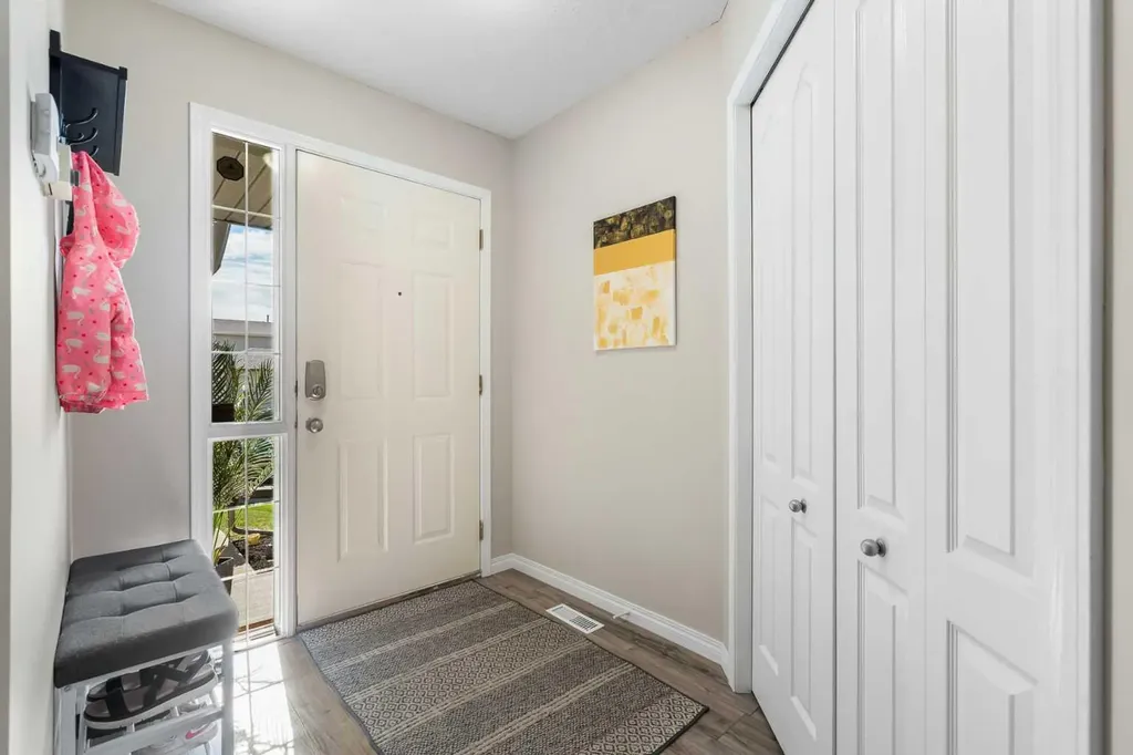 71 Royal Birch Manor NW Calgary AB T3G5J8