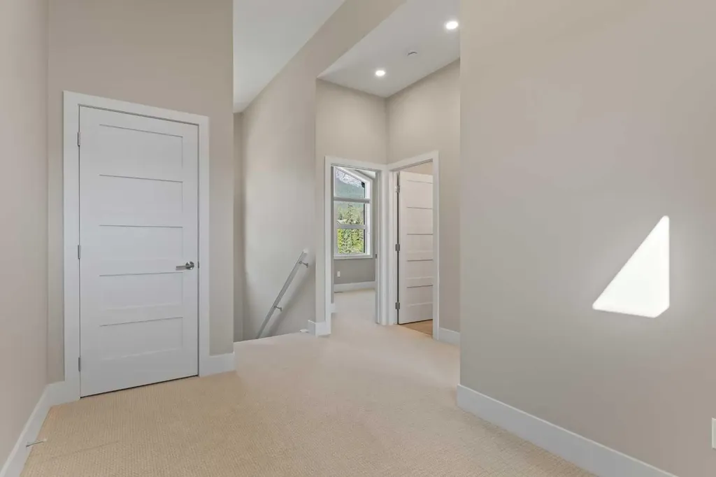 407 Riva Place Canmore AB T1W 3L4