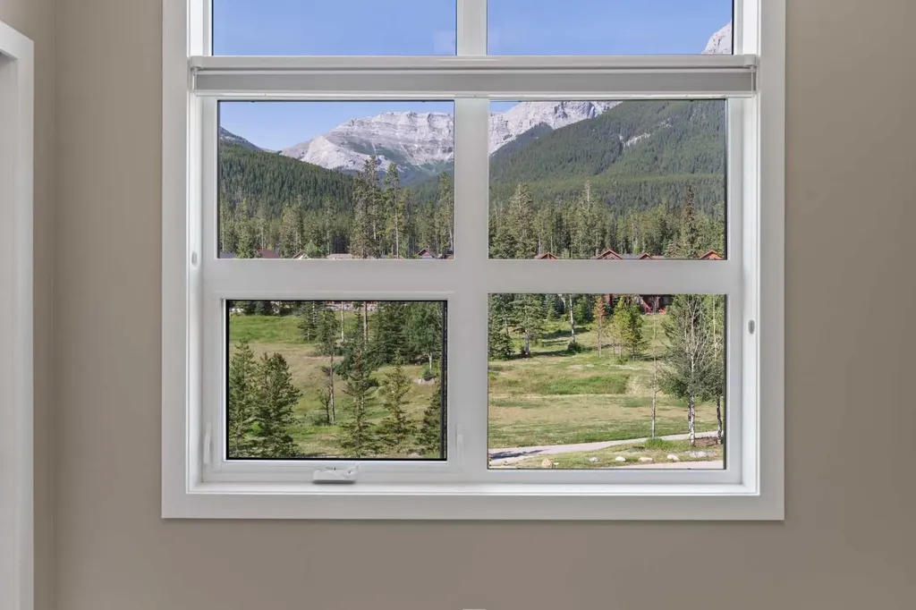 407 Riva Place Canmore AB T1W 3L4