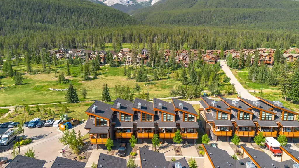 407 Riva Place Canmore AB T1W 3L4