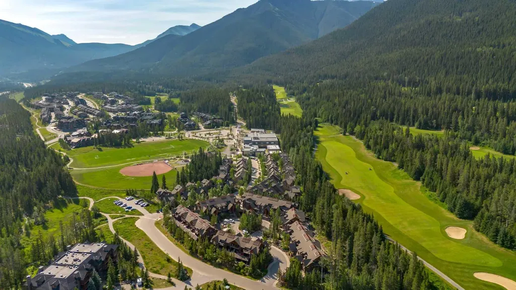407 Riva Place Canmore AB T1W 3L4