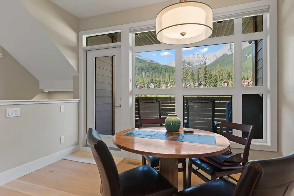 407 Riva Place Canmore AB T1W 3L4
