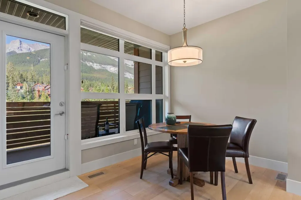 407 Riva Place Canmore AB T1W 3L4