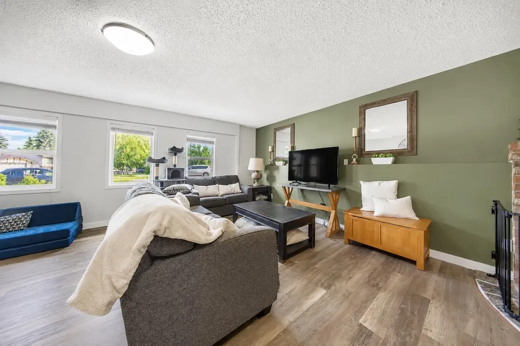 59 Northstar Drive Lacombe AB T4L 1R7