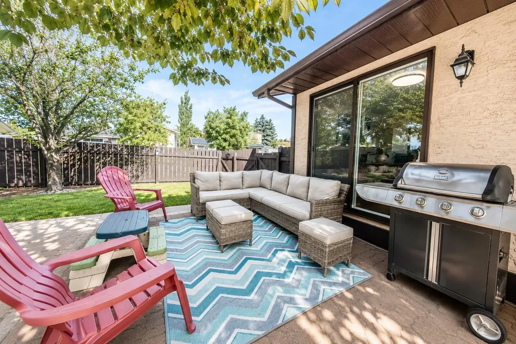 59 Northstar Drive Lacombe AB T4L 1R7