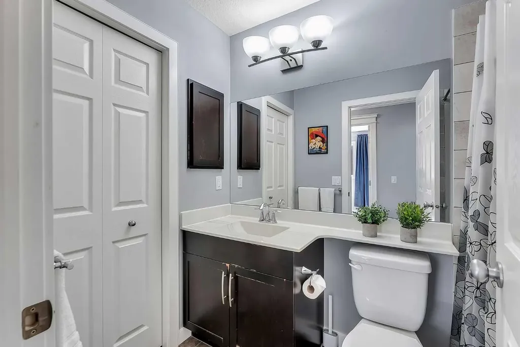 1264 Ravenswood Drive SE Airdrie AB T4A 0G9