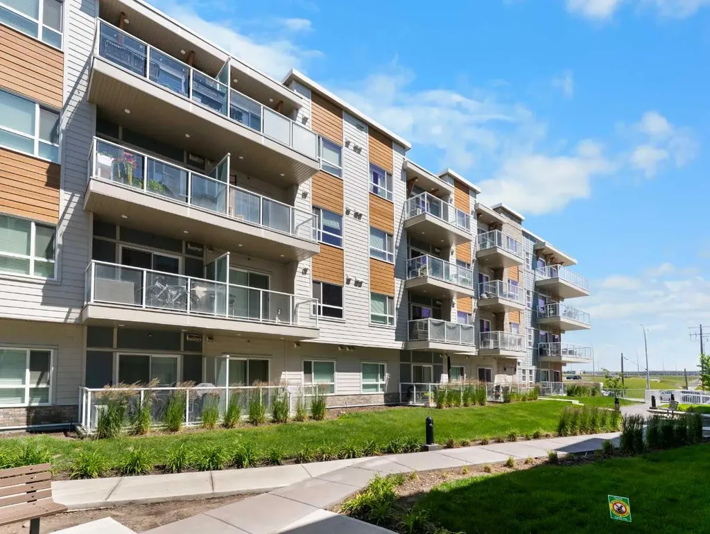 200 Harvest Hills Place NE Calgary AB T3K 2N3