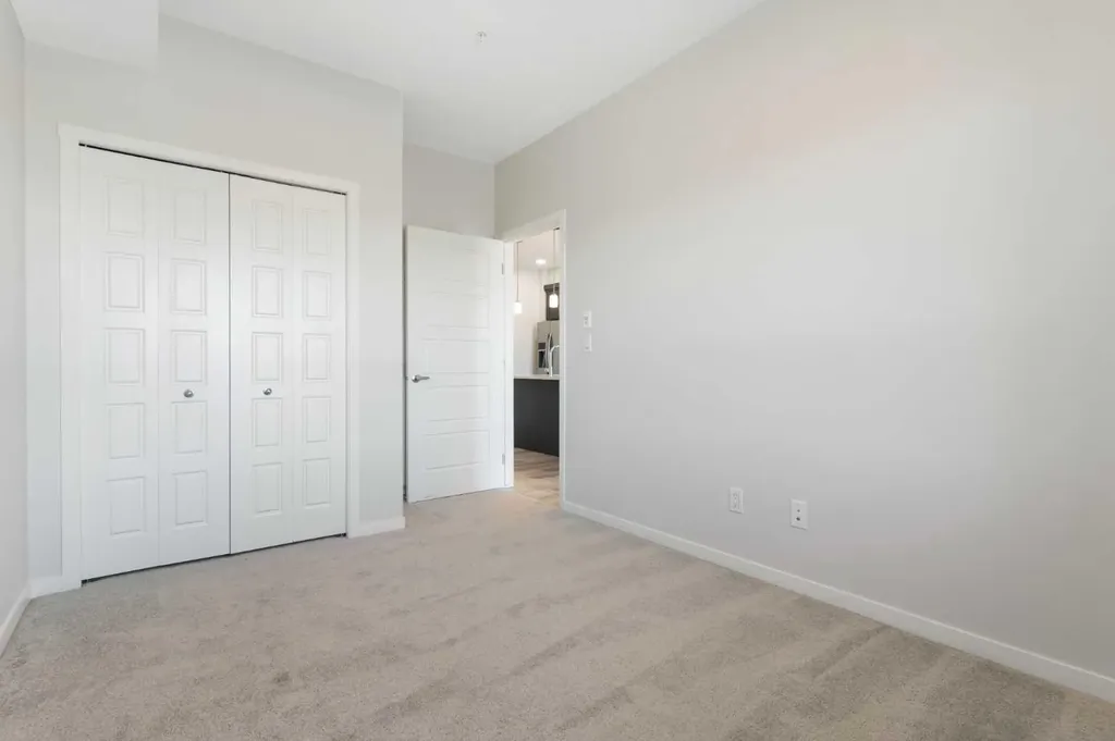 200 Harvest Hills Place NE Calgary AB T3K 2N3