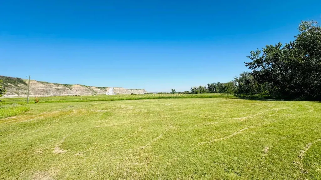 210026A Highway 575 Rural Kneehill County AB T0J 0Y0
