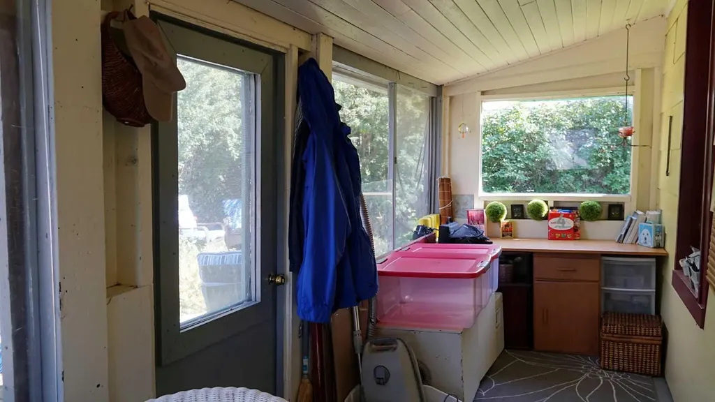 4716 49 Street Mannville AB T0B 2W0