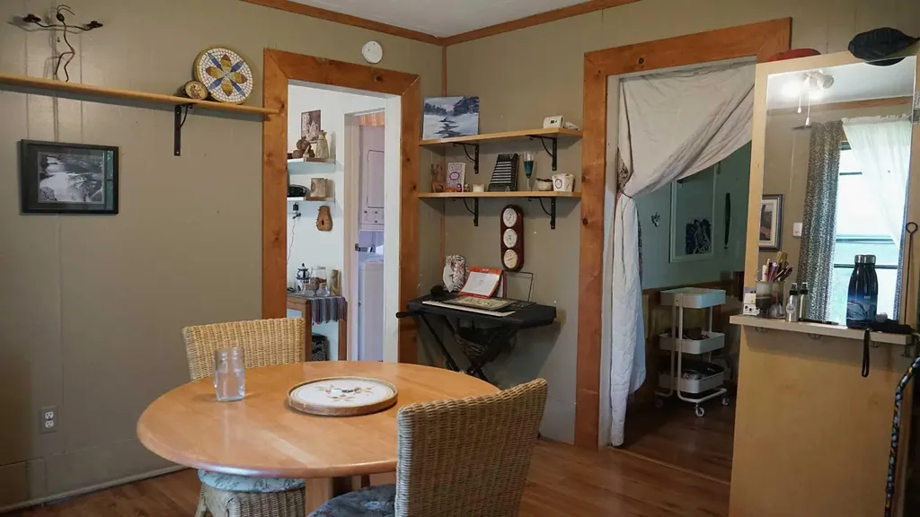 4716 49 Street Mannville AB T0B 2W0