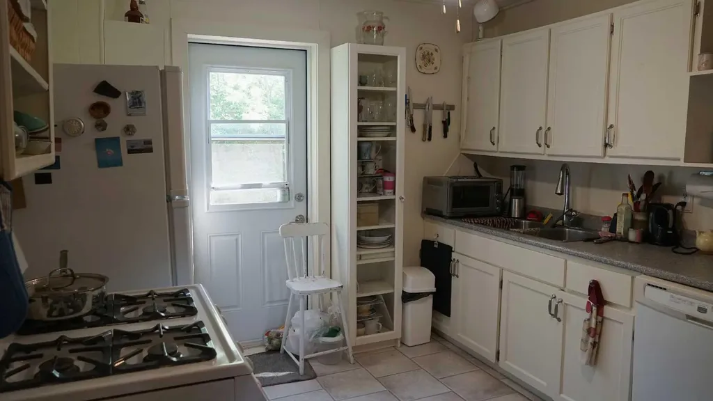 4716 49 Street Mannville AB T0B 2W0