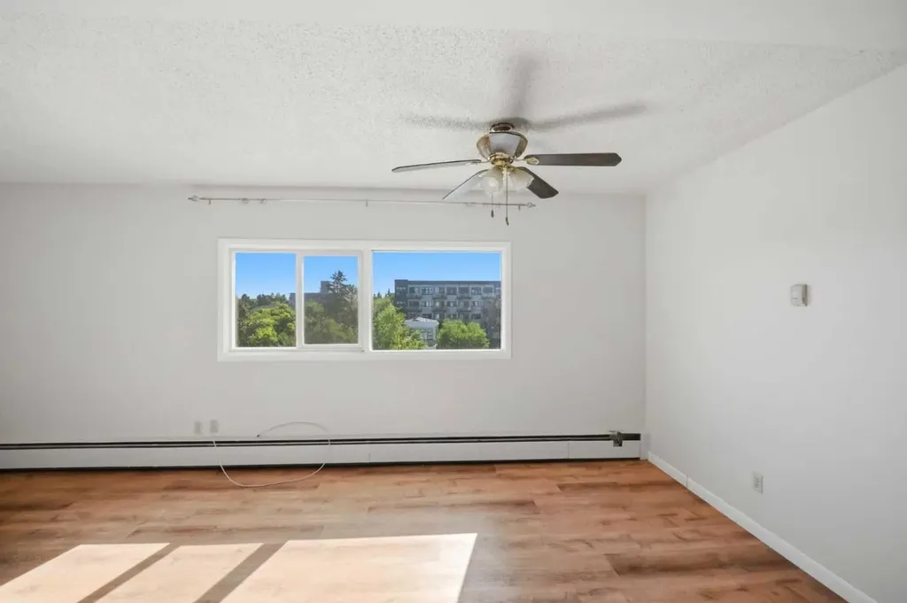 1812 26 Avenue SW Calgary AB T2T 1E1