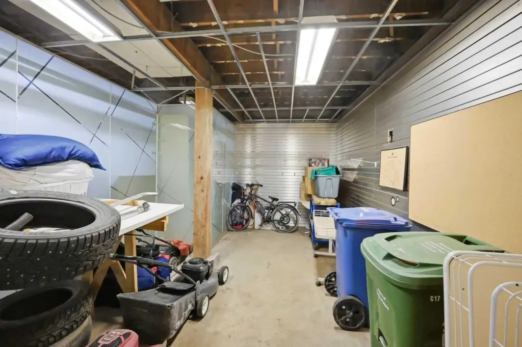 1812 26 Avenue SW Calgary AB T2T 1E1