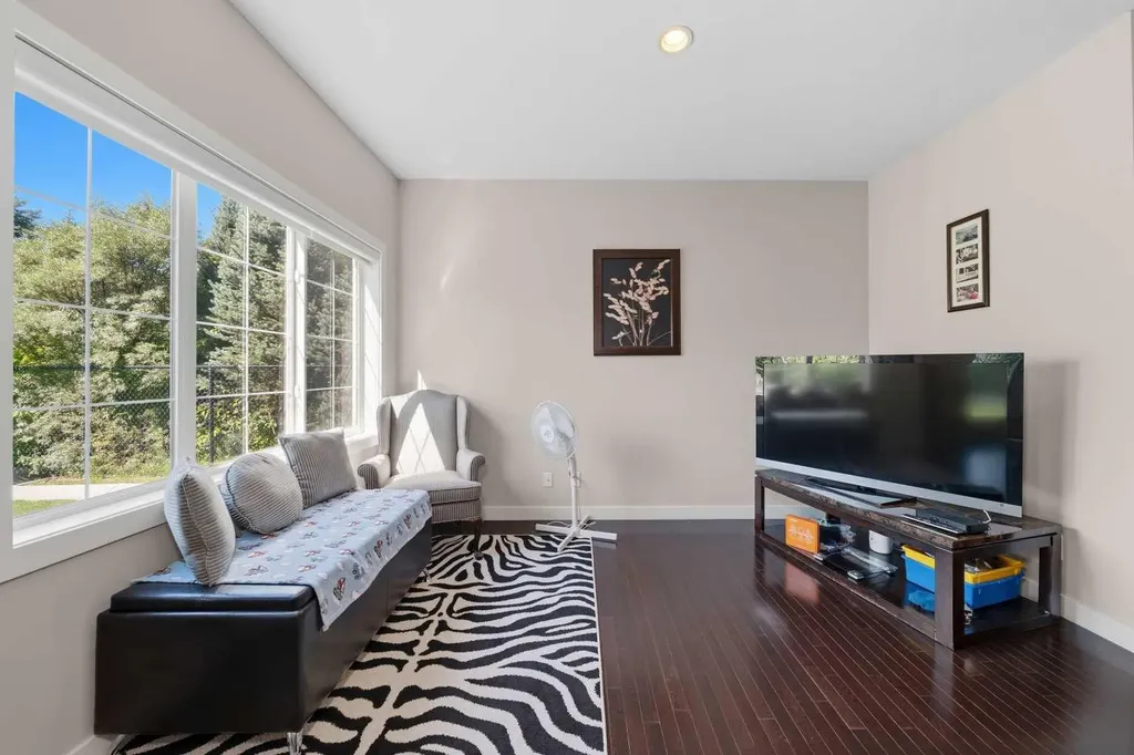 464 Quarry Villas SE Calgary AB T2C 5K1