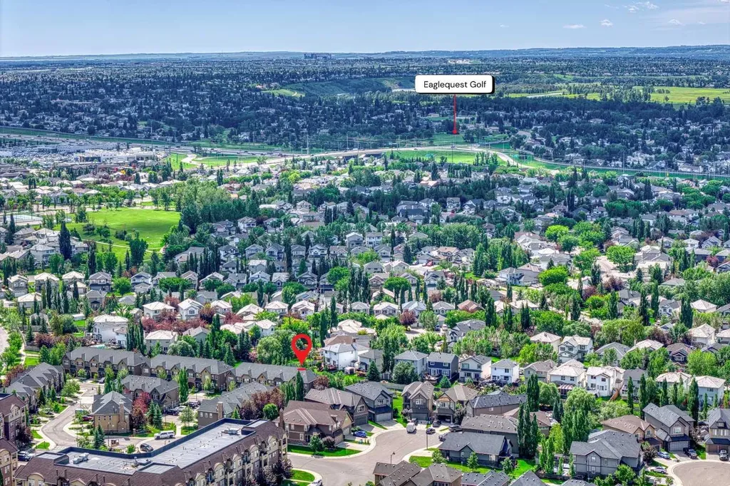 464 Quarry Villas SE Calgary AB T2C 5K1