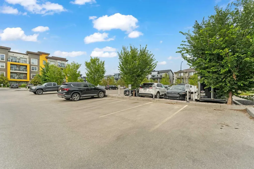 19661 40 Street SE Calgary AB T3M 3H3